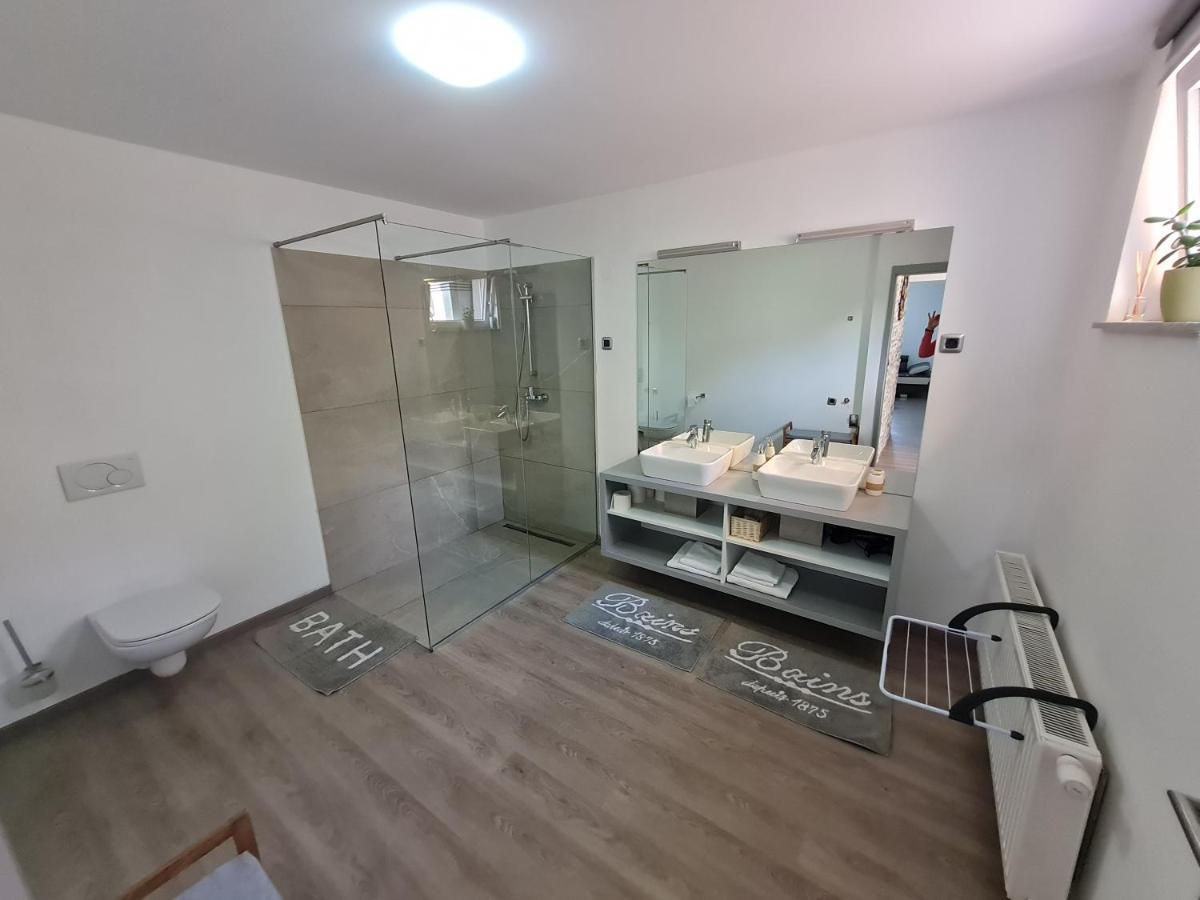 Spring And Summer Near Ljubljana With Free Secure Parking *
