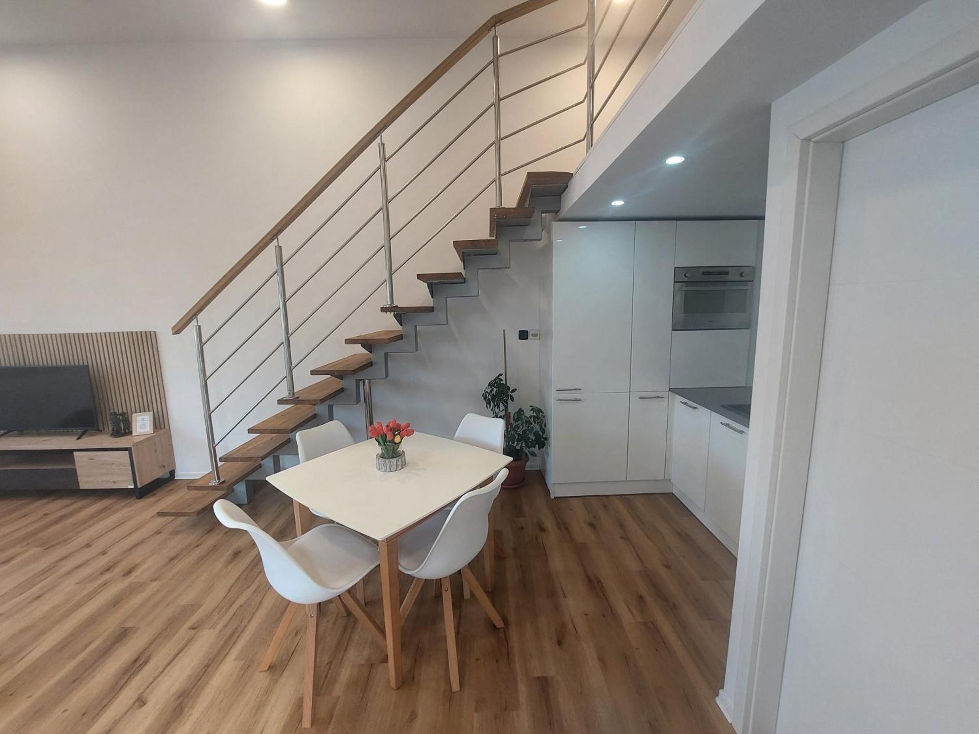 Spring And Summer Near Ljubljana With Free Secure Parking Apartment *